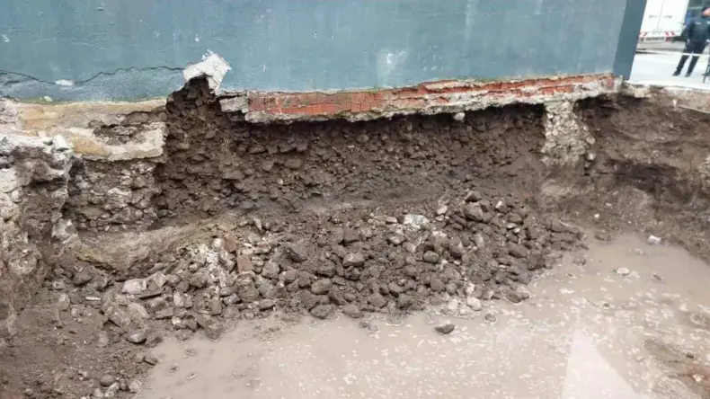 Balıkesir’de Temel Kazısı Göçüğü