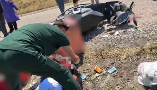Balıkesir’de motosiklet kazası: 2 yaralı