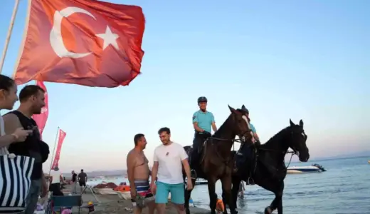 Ayvalık’ta Atlı Jandarma Güvenliği Artırıyor