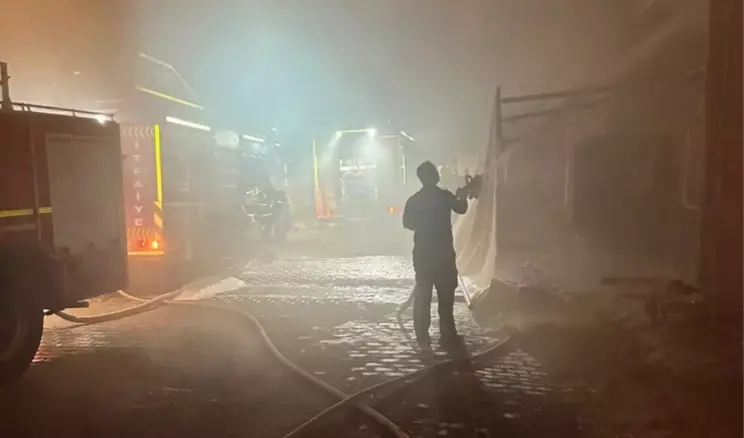 Ayvalık’ta Zeytinyağı Tesisinde Yangın