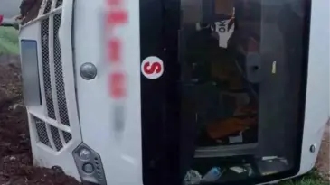 Bandırma’da Öğrenci Servisi Kaza Yaptı, 8 Öğrenci Yaralandı