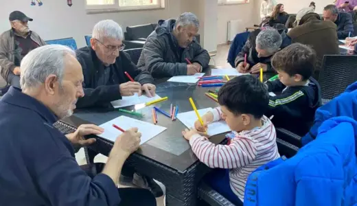 Çocuklardan büyüklerine huzurevinde ziyaret