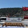 Alanya’da kıyıya vuran paketten 40 kilo uyuşturucu çıktı