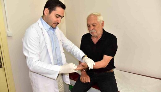 Kopmuş Başparmak Mikrocerrahi ile Yeniden Dikeildi